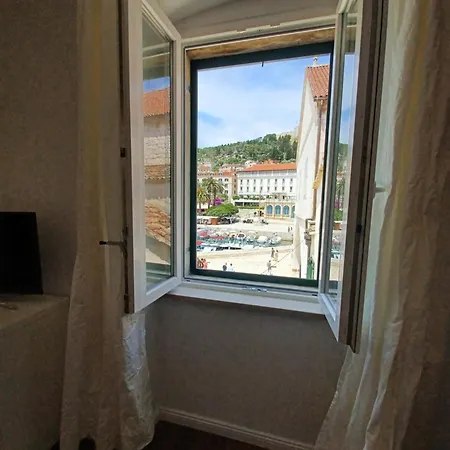 Lilly With Amazing View Apartament *