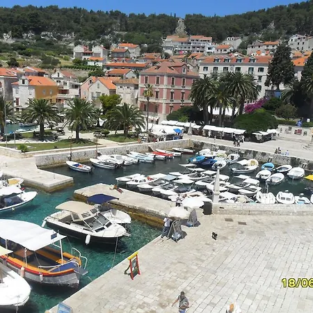Lilly With Amazing View Hvar Town